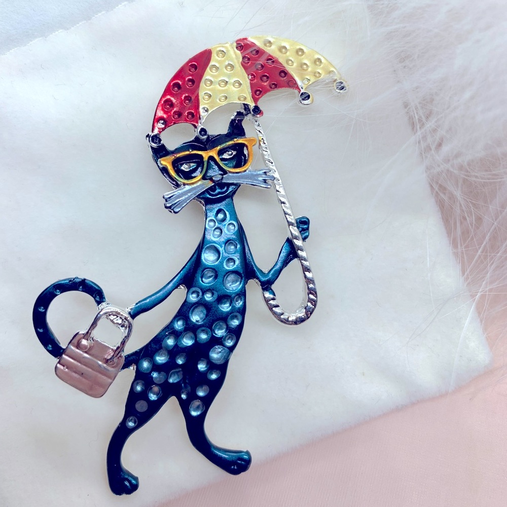 Cute Cat with Umbrella Brooch